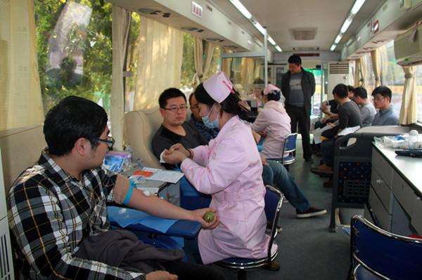 競爭惡劣，獻血車價格也不能成為搶奪市場的主要因素